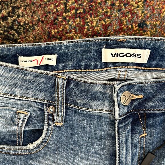Vigoss Thompson Mid Rise Tomboy Size 31 - Picture 3 of 8